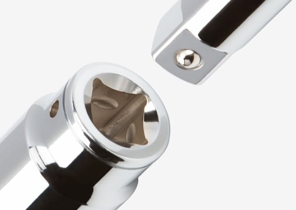 Drive tool engaging socket